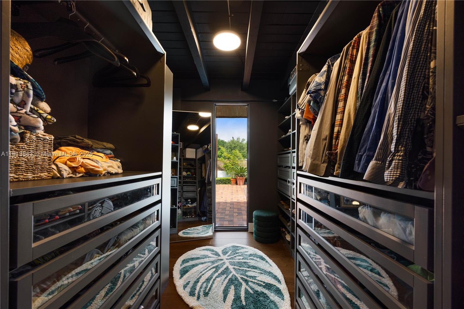 9670 SW 96th Ct Miami, FL 33176