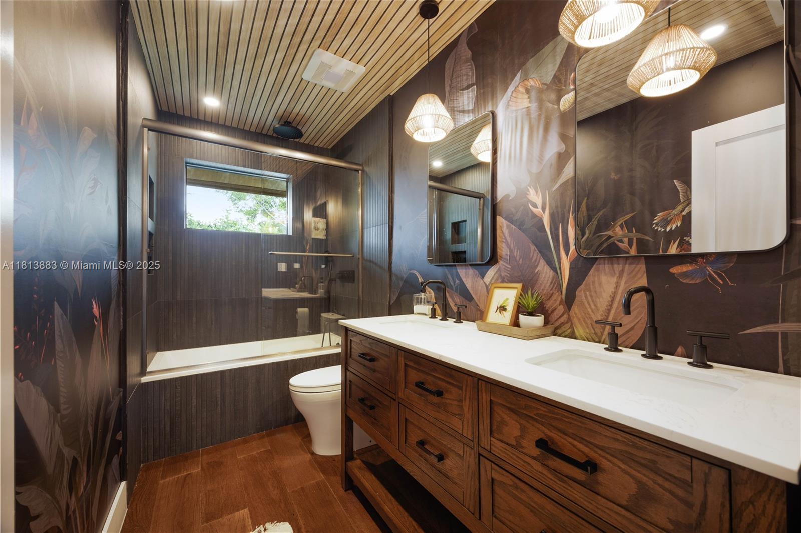 9670 SW 96th Ct Miami, FL 33176