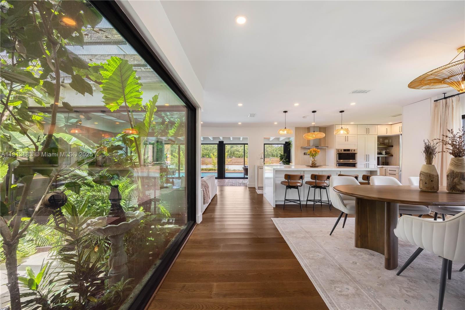 9670 SW 96th Ct Miami, FL 33176