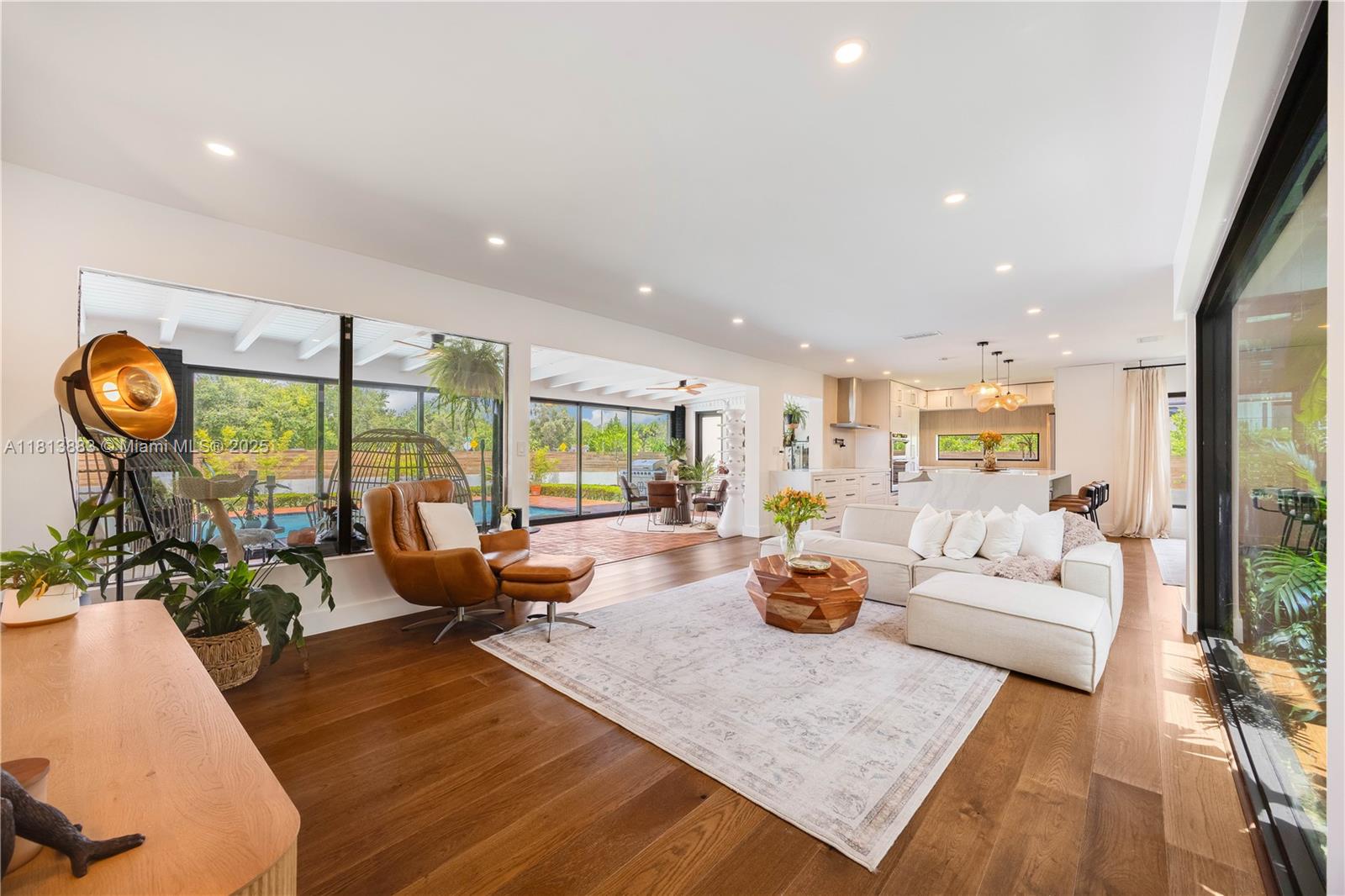 9670 SW 96th Ct Miami, FL 33176