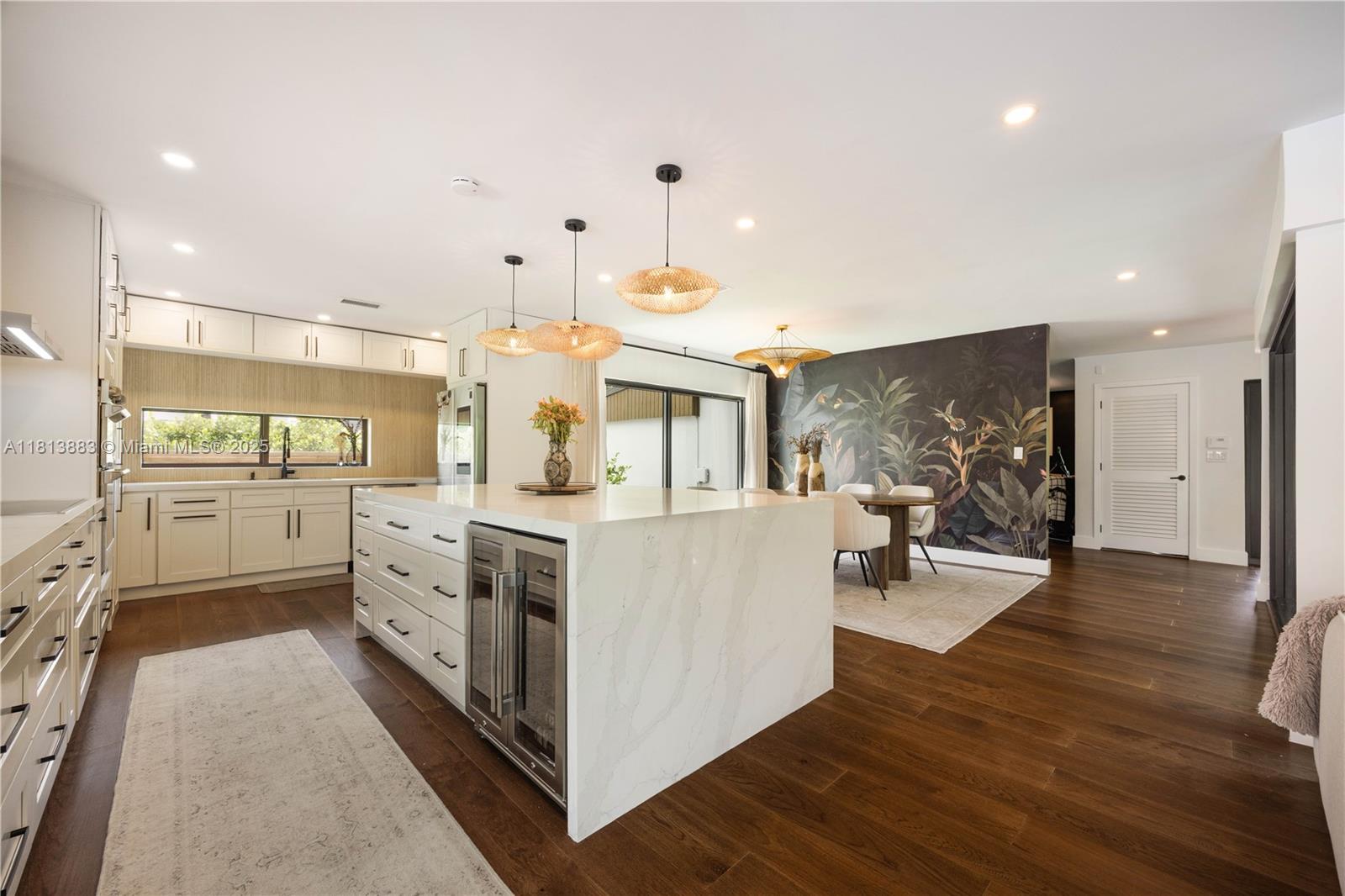 9670 SW 96th Ct Miami, FL 33176