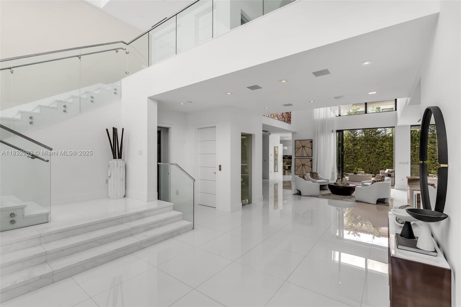 124 Park Dr Bal Harbour, FL 33154 124 Park Dr Bal Harbour, FL 33154