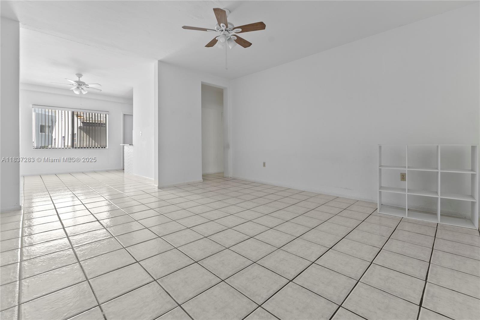 1165 Marseille Dr #33