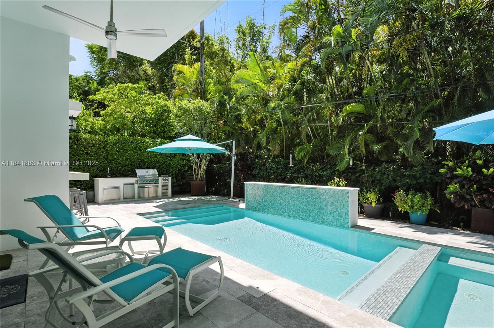 4048 Malaga Ave Miami, FL 33133