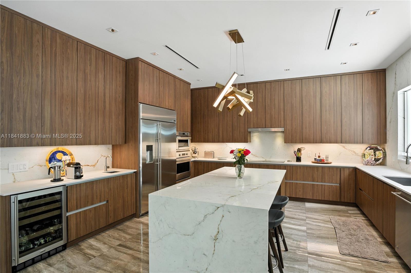 4048 Malaga Ave Miami, FL 33133