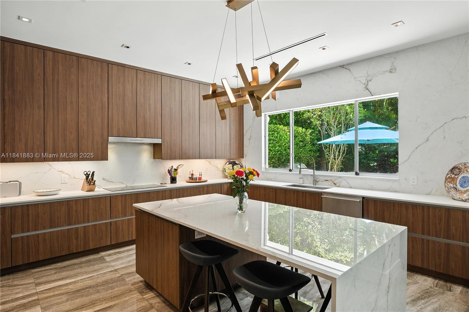 4048 Malaga Ave Miami, FL 33133