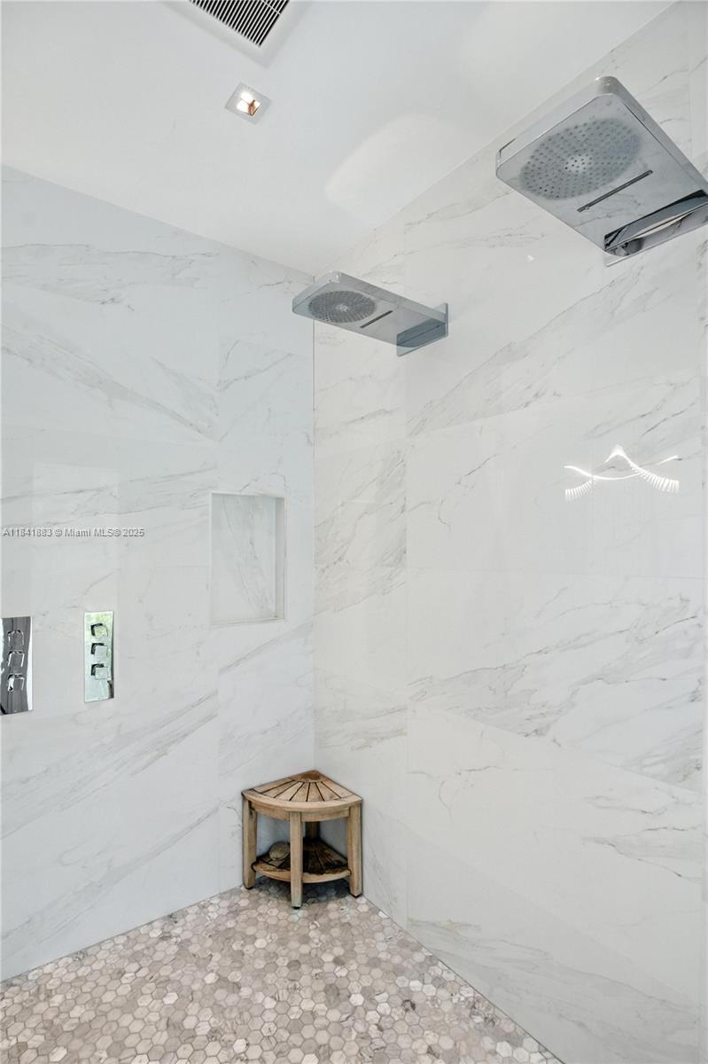 4048 Malaga Ave Miami, FL 33133