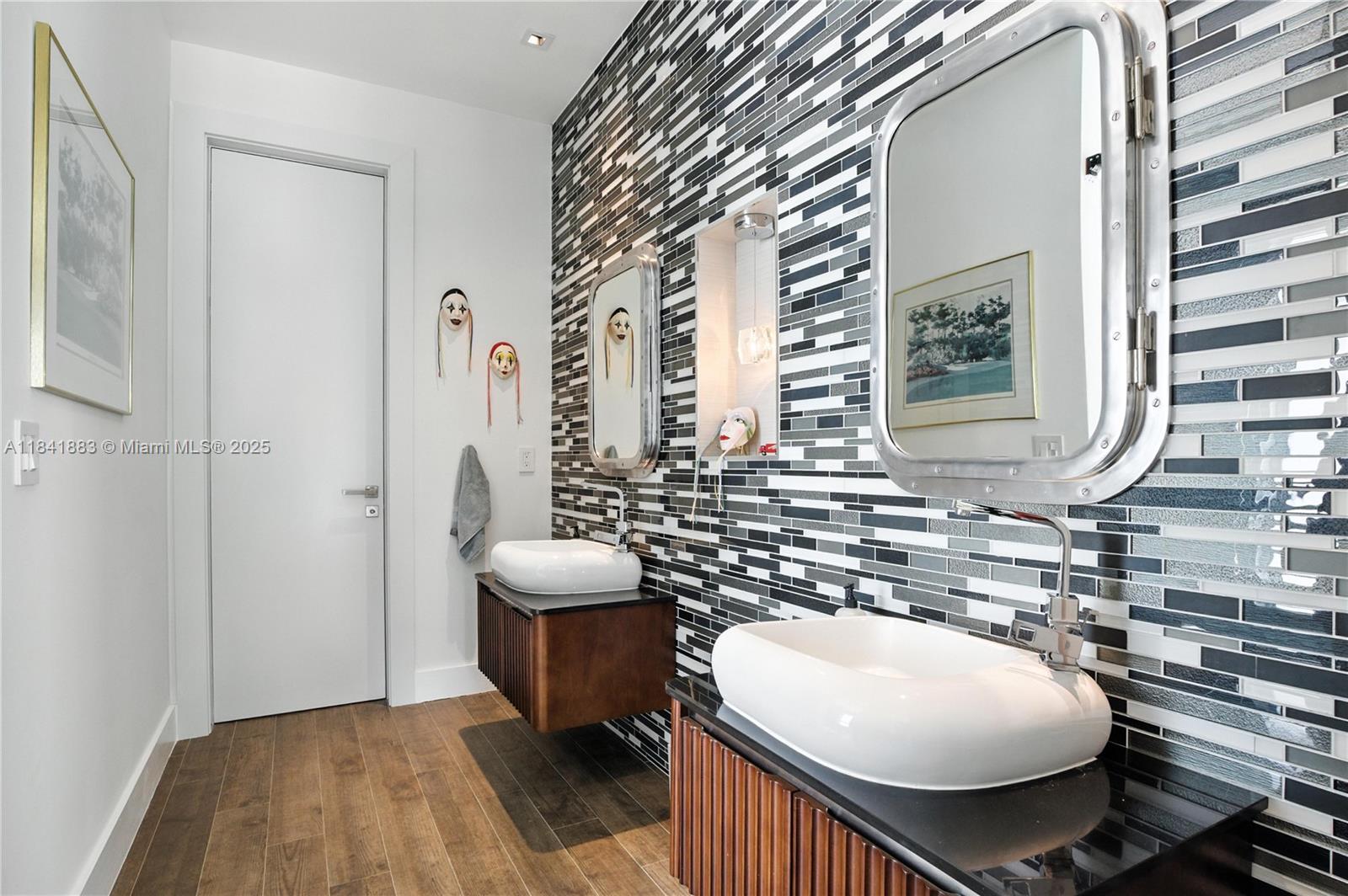 4048 Malaga Ave Miami, FL 33133