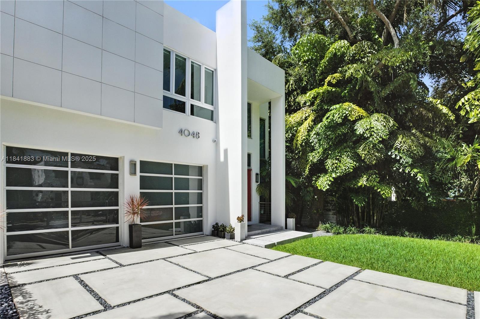 4048 Malaga Ave Miami, FL 33133