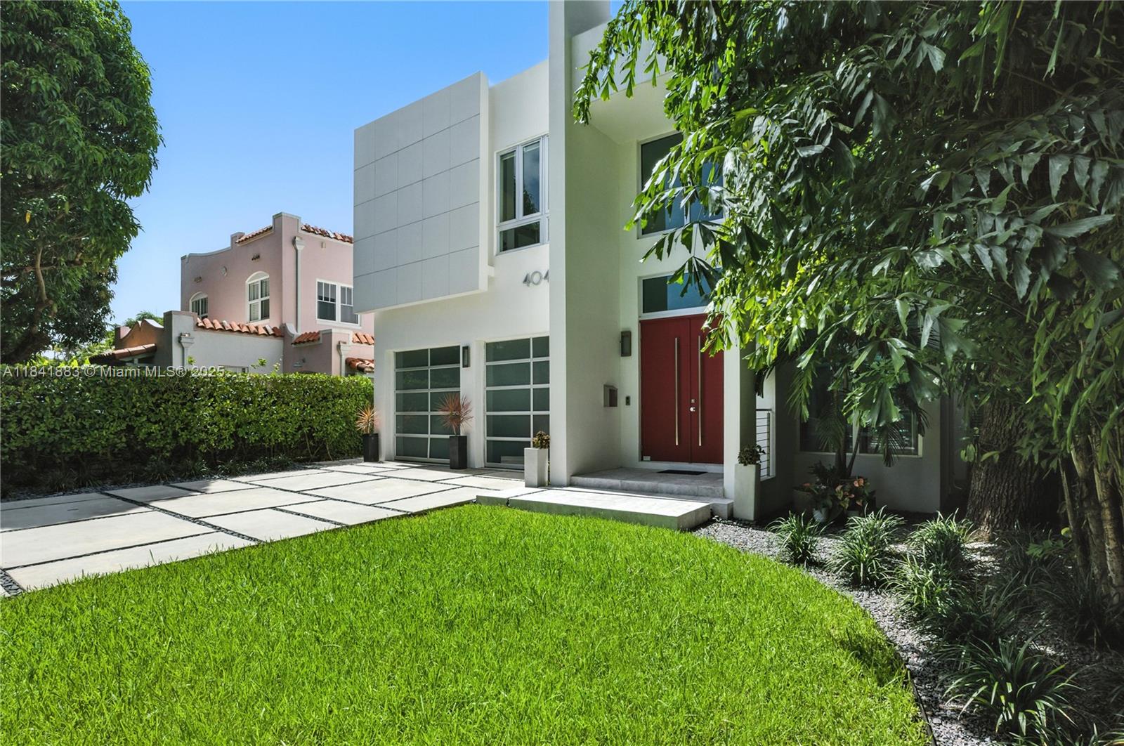 4048 Malaga Ave Miami, FL 33133