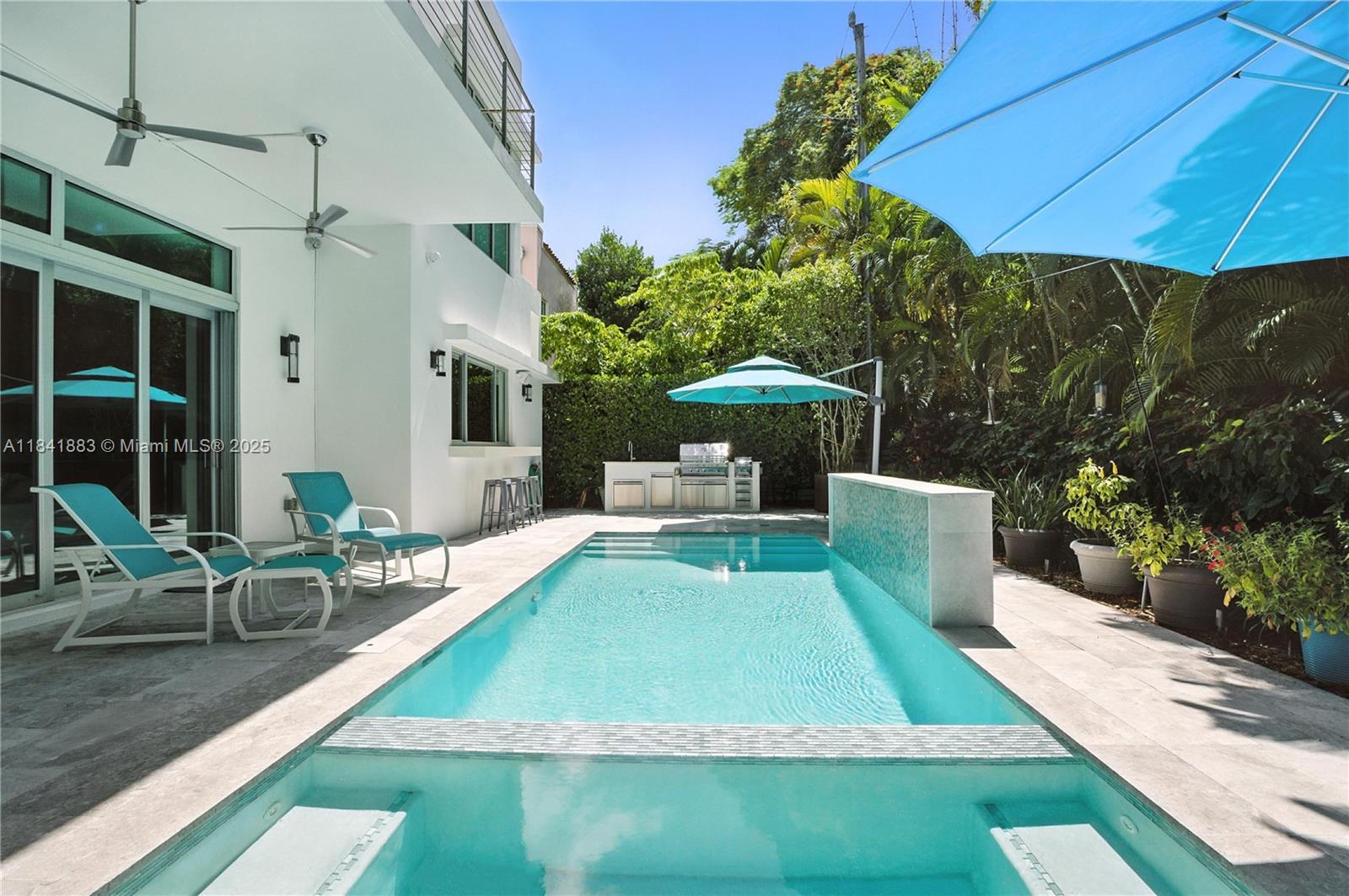 4048 Malaga Ave Miami, FL 33133