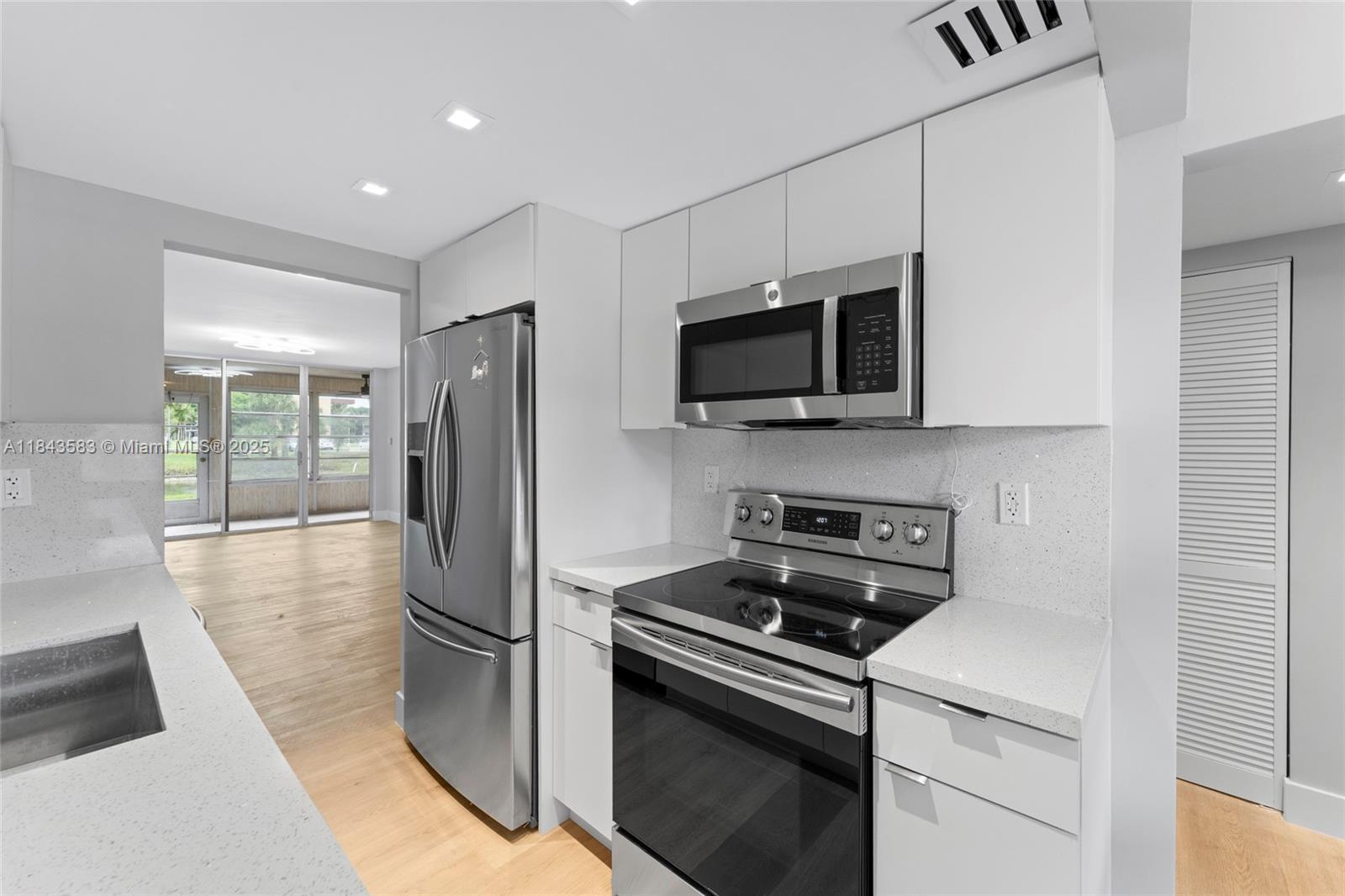 3141 NW 47th Ter #121