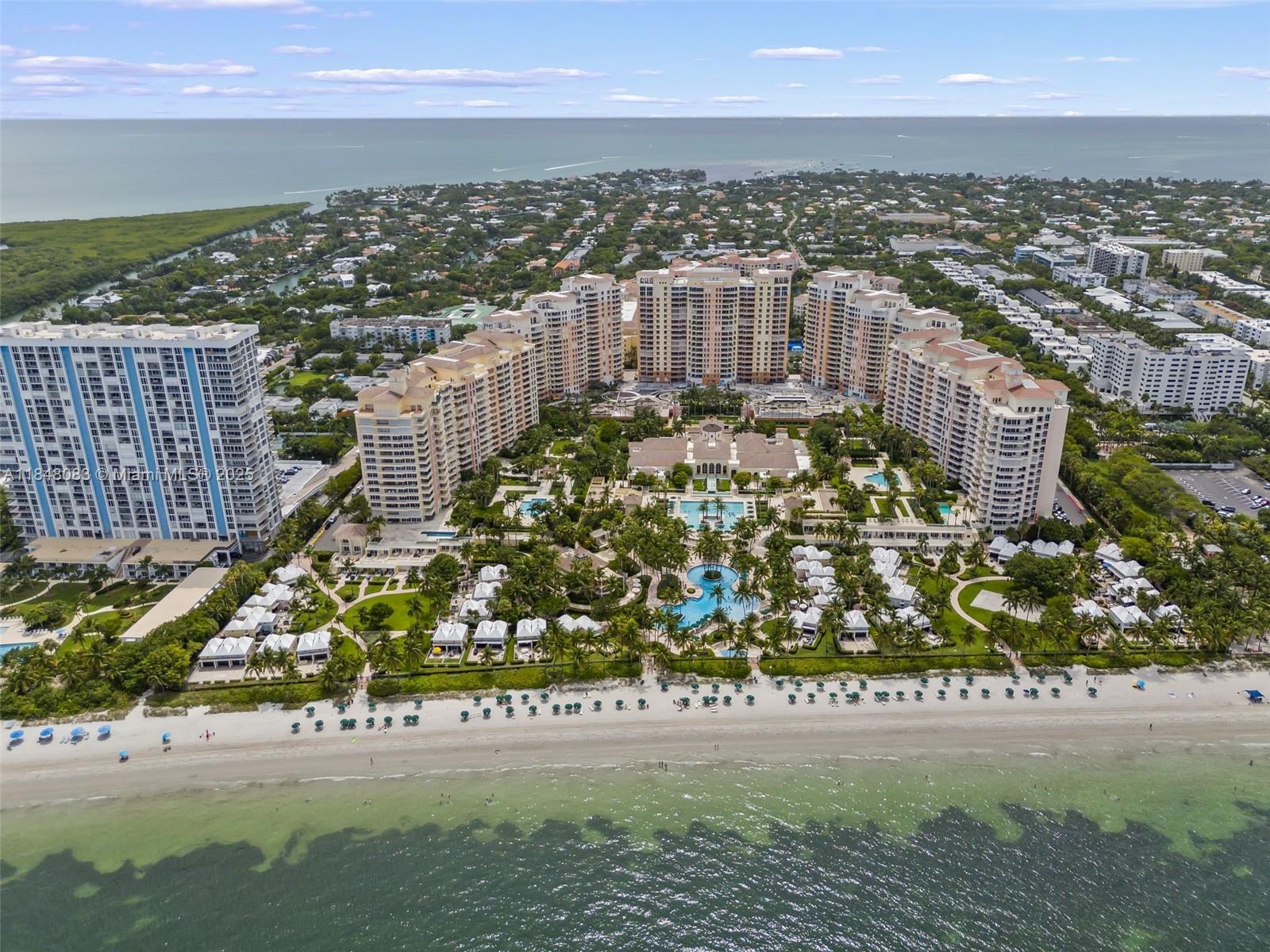 703 Crandon Blvd #PH-3 Key Biscayne, FL 33149 703 Crandon Blvd #PH-3 Key Biscayne, FL 33149