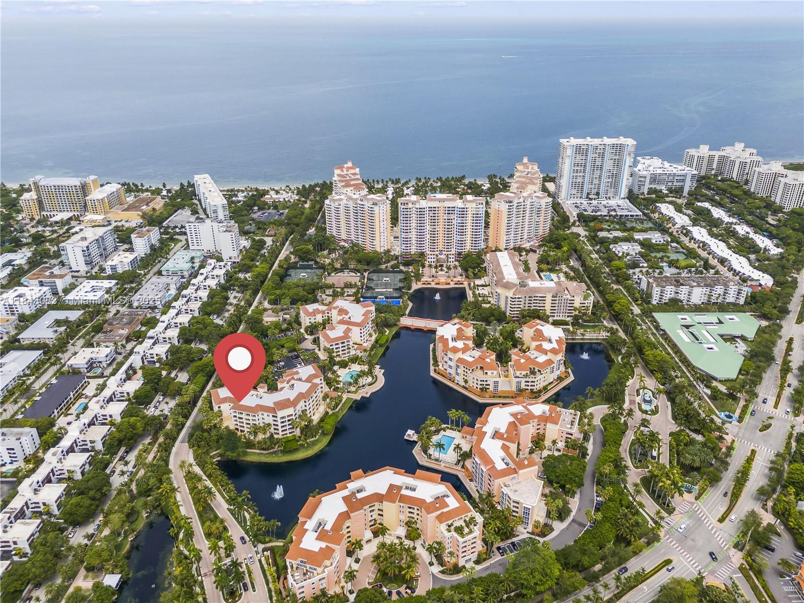 703 Crandon Blvd #PH-3 Key Biscayne, FL 33149 703 Crandon Blvd #PH-3 Key Biscayne, FL 33149