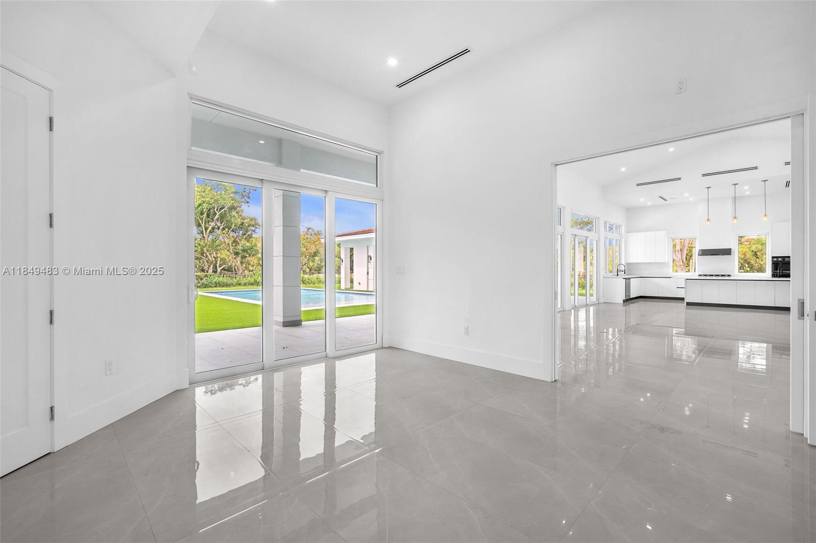 7900 SW 70th St
