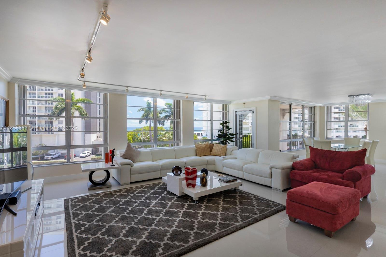 5660 Collins Ave #4B