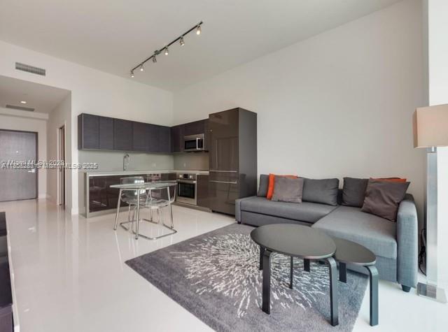 1080 Brickell Ave #4205