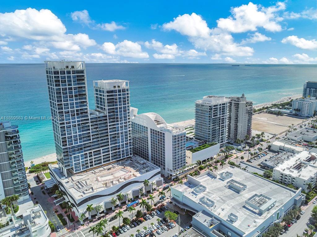 image Central Carillon Beach C40