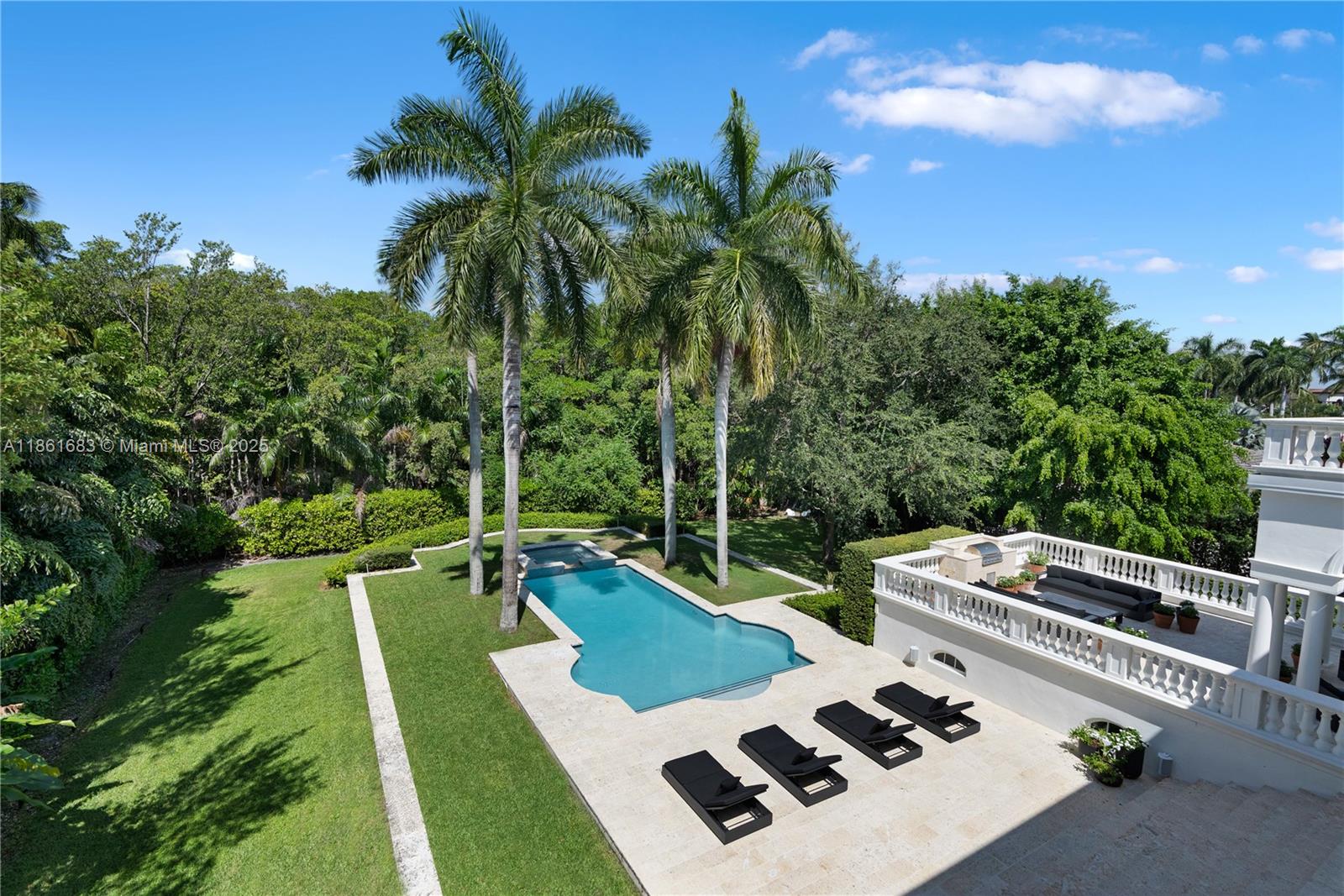 26 Tahiti Bch Is Rd Coral Gables, FL 33143 26 Tahiti Bch Is Rd Coral Gables, FL 33143