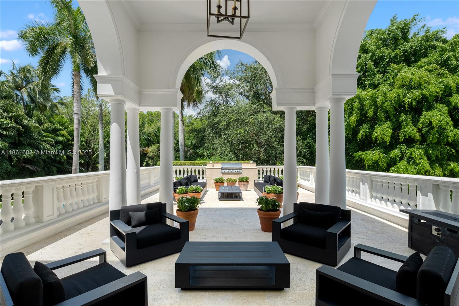 26 Tahiti Bch Is Rd Coral Gables, FL 33143 26 Tahiti Bch Is Rd Coral Gables, FL 33143