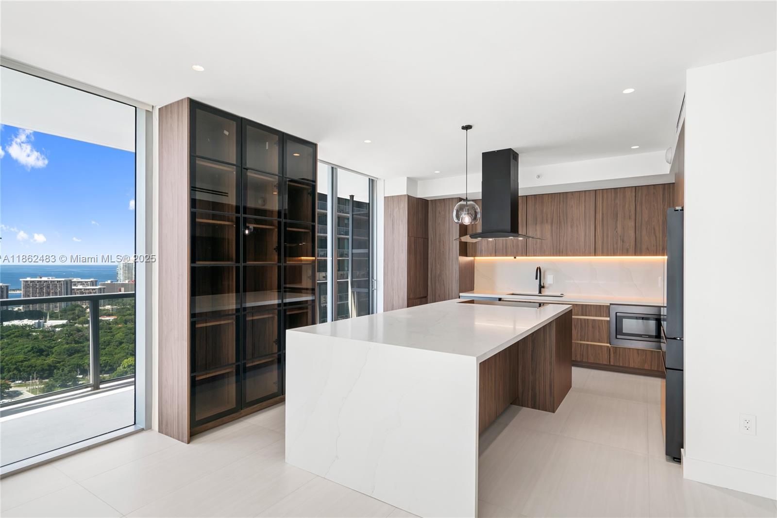 1111 SW 1st Ave #3719-N
