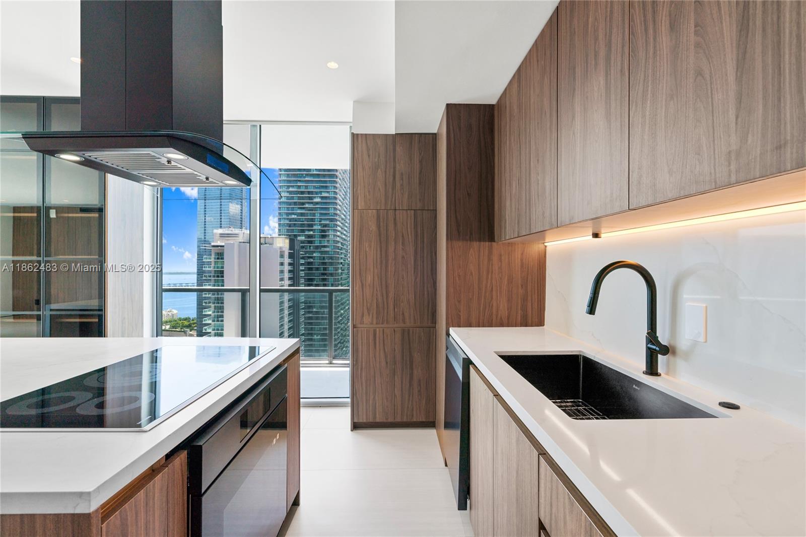 image Axis On Brickell1