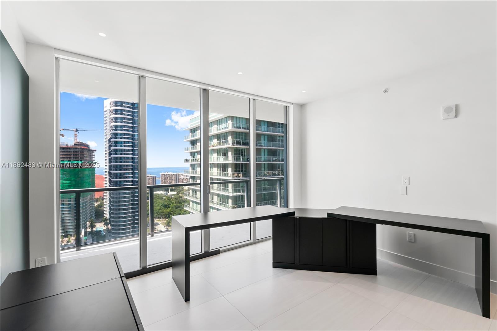 image Axis On Brickell26