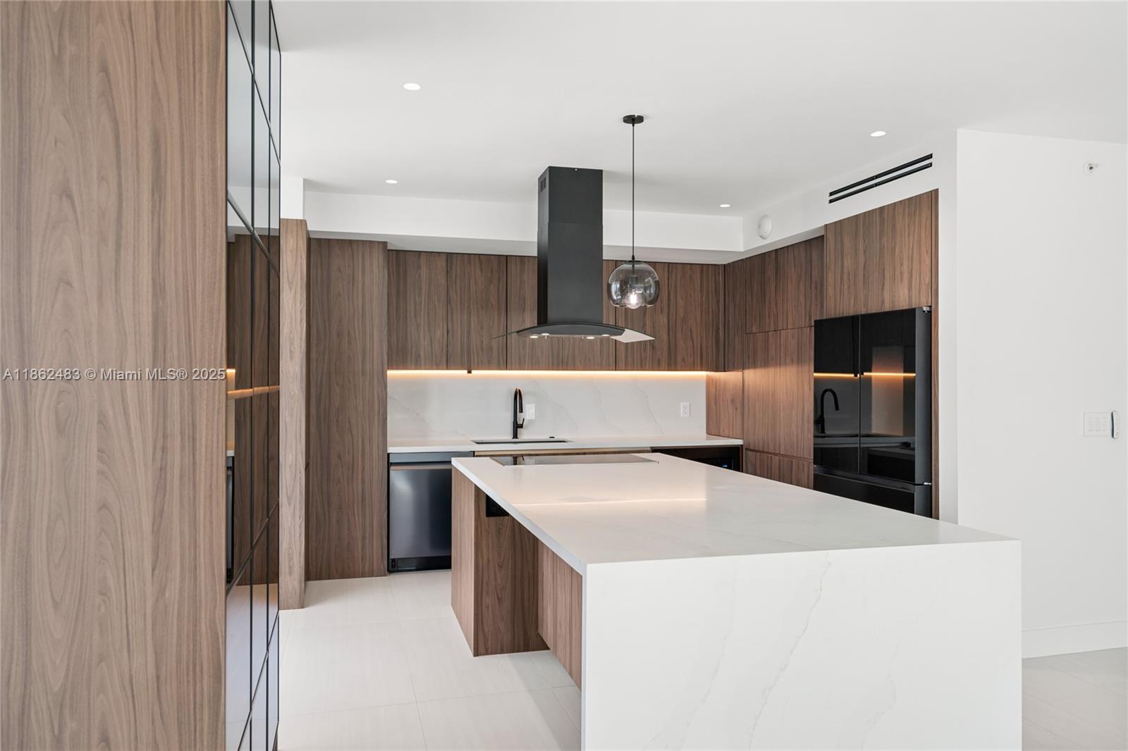 image Axis On Brickell3
