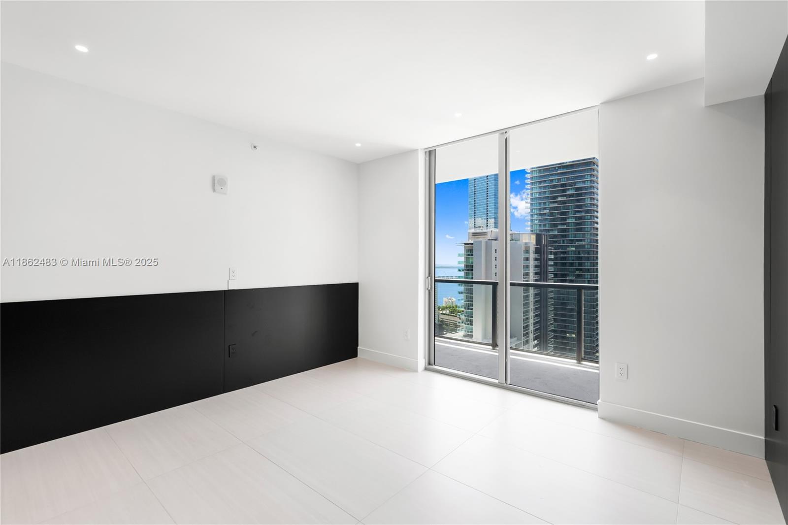 image Axis On Brickell40