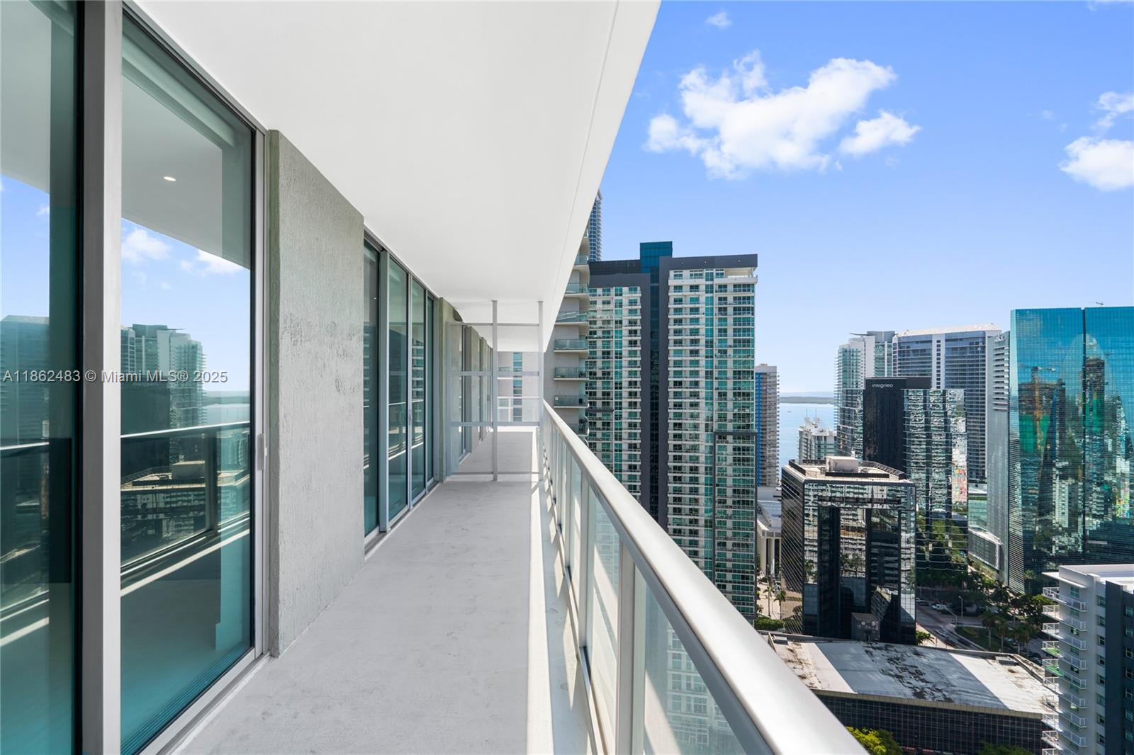 image Axis On Brickell42