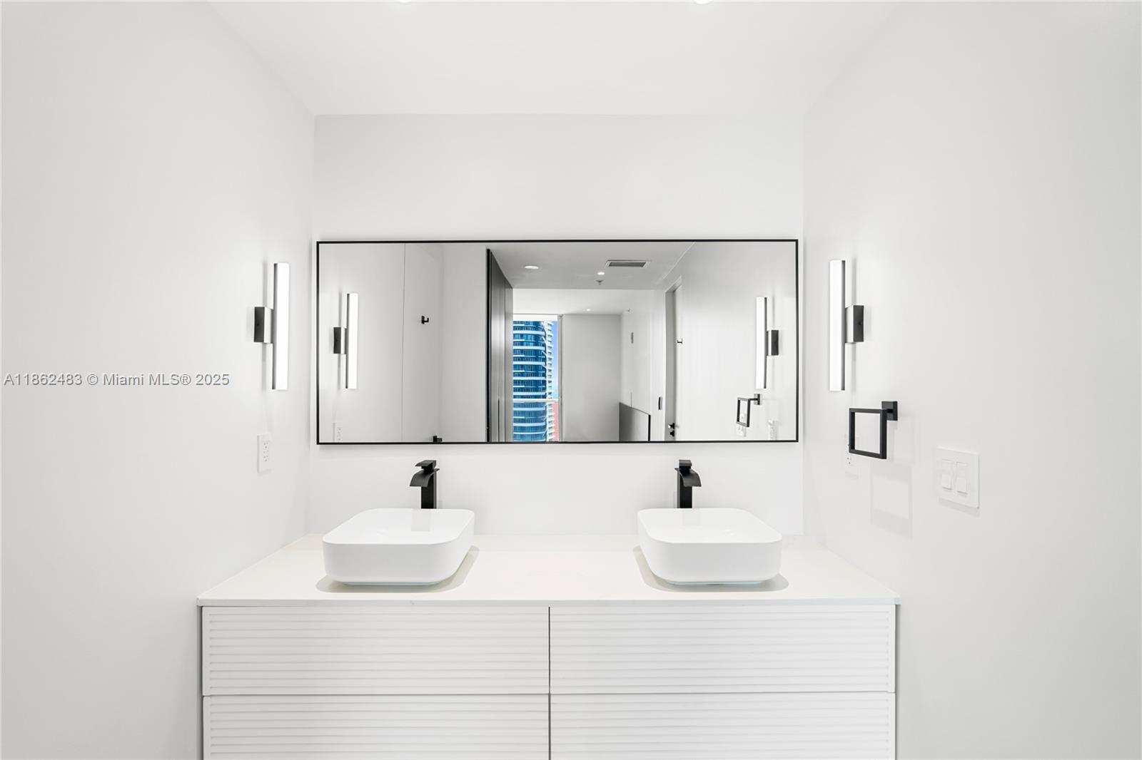 image Axis On Brickell48