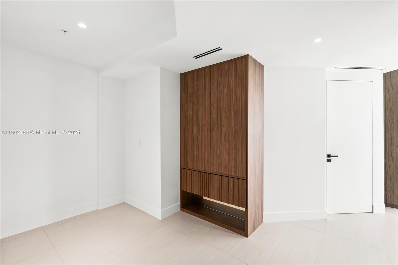 image Axis On Brickell51