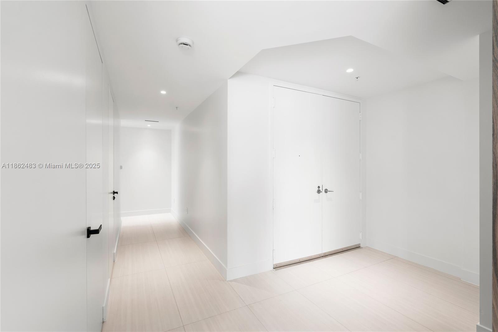 image Axis On Brickell52