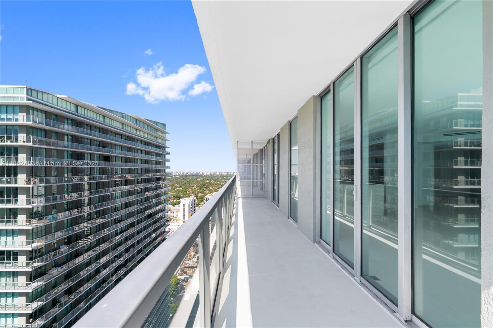 image Axis On Brickell58