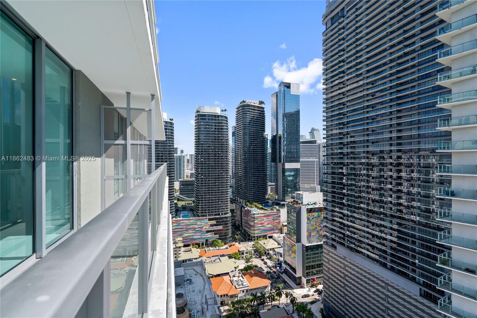 image Axis On Brickell67