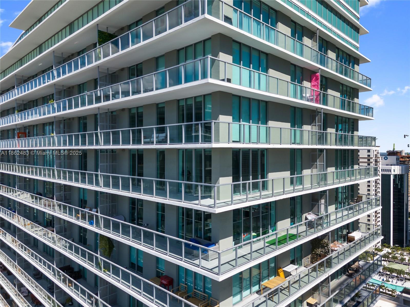 image Axis On Brickell71