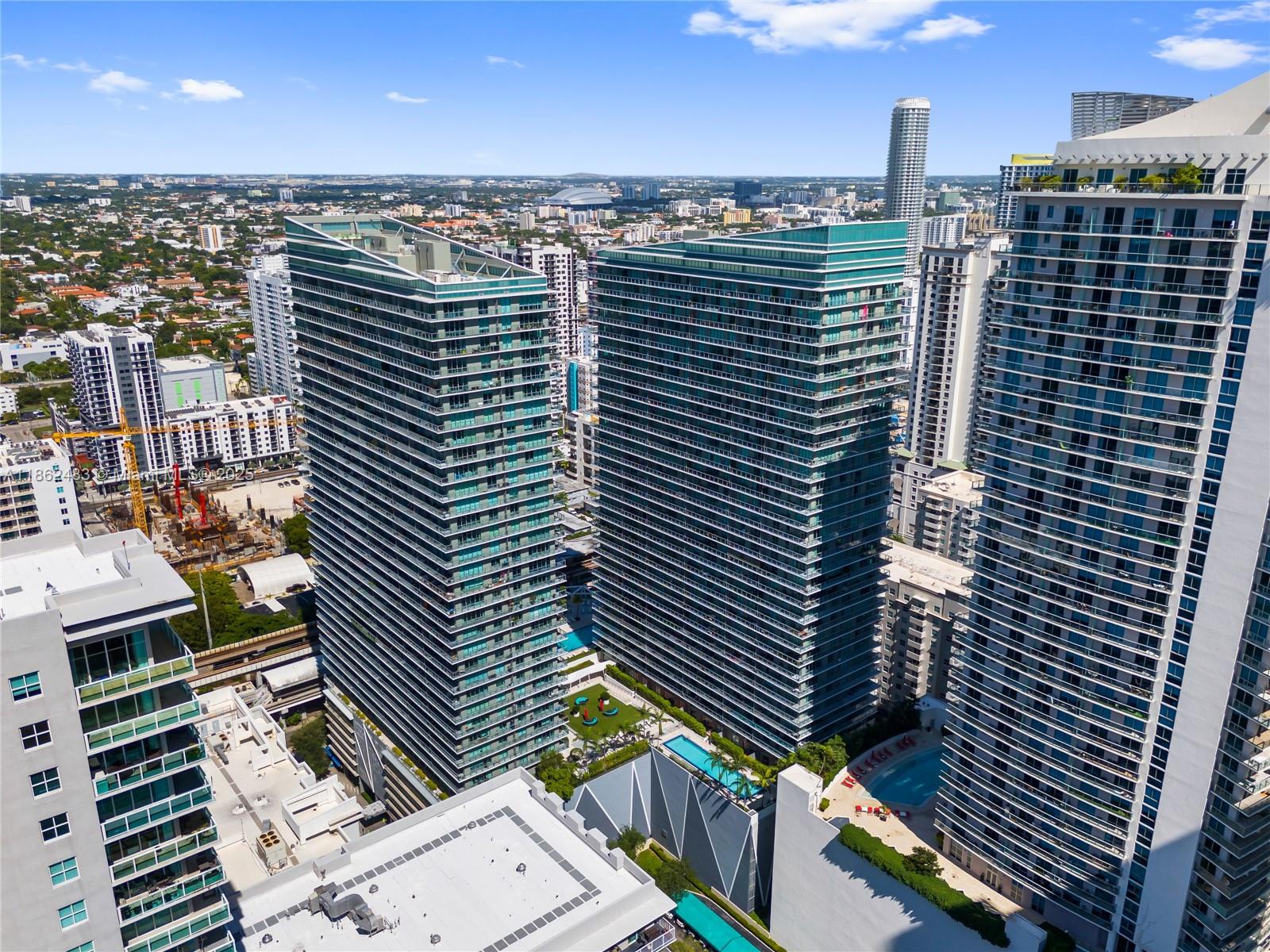 image Axis On Brickell72