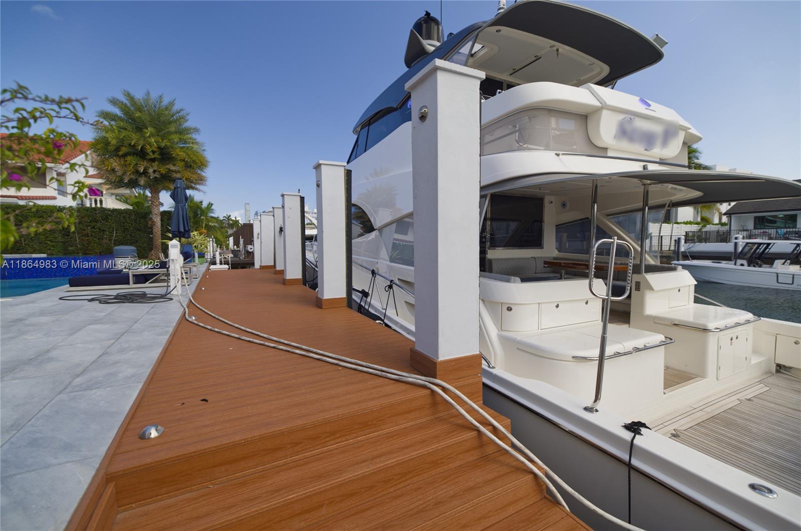 3368 NE 169th St North Miami Beach, FL 33160