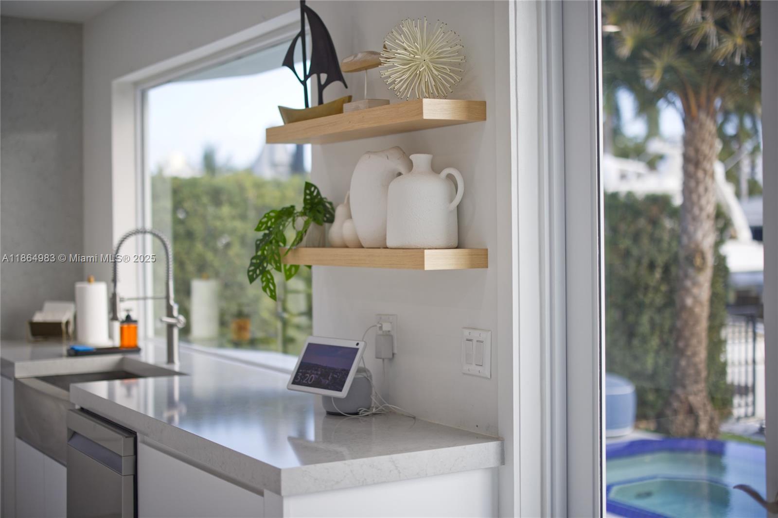 3368 NE 169th St North Miami Beach, FL 33160