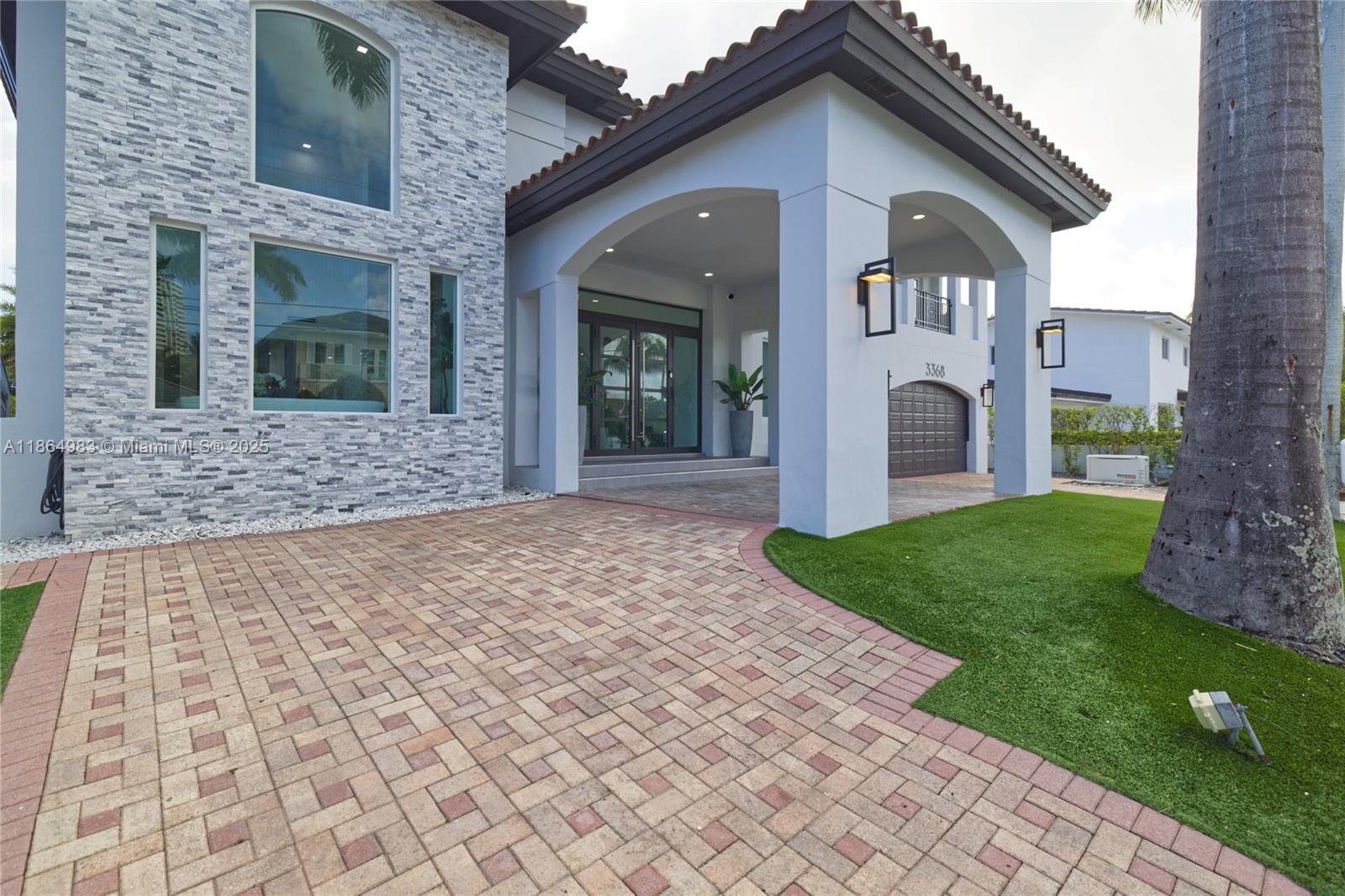 3368 NE 169th St North Miami Beach, FL 33160