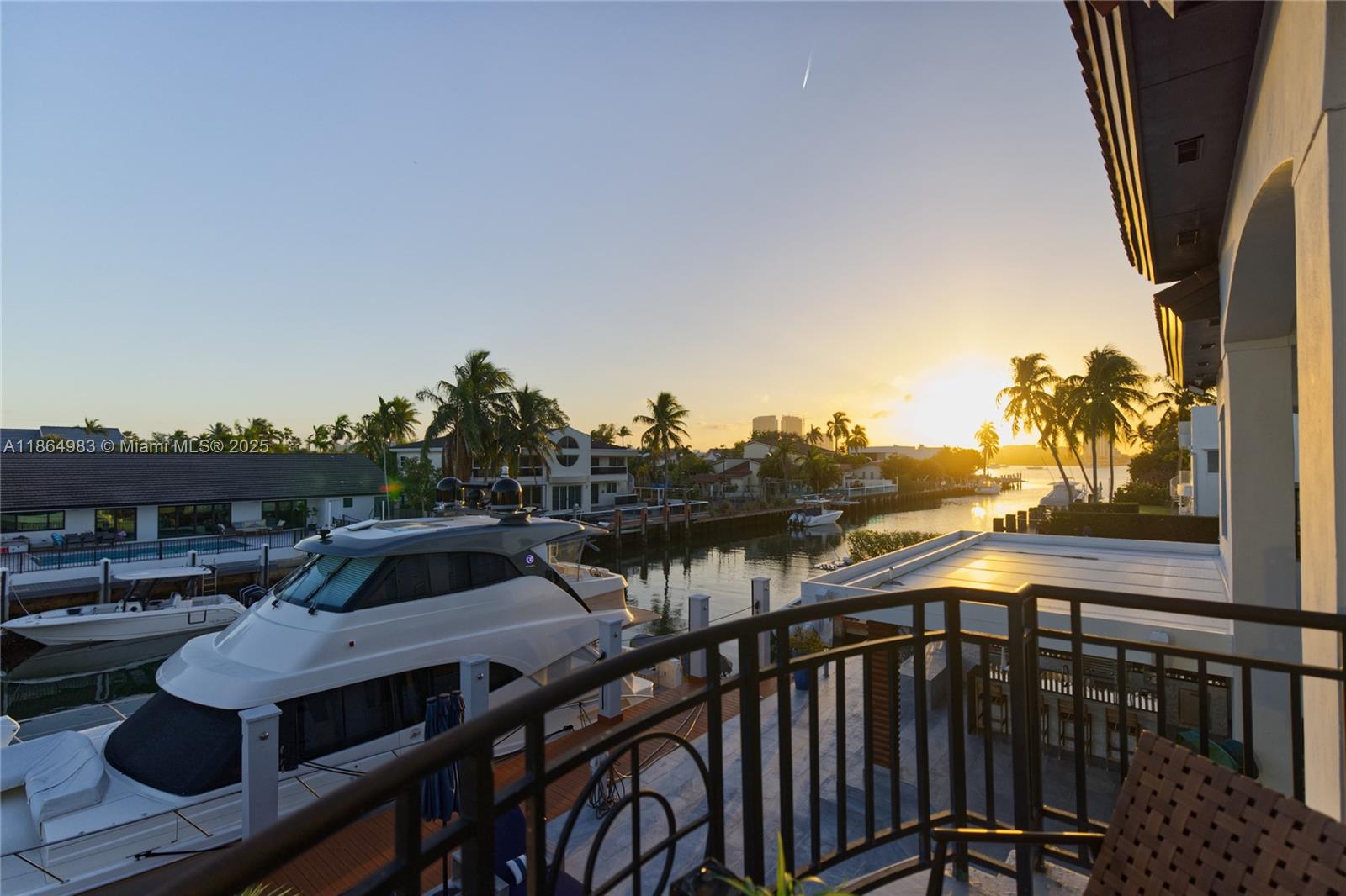 3368 NE 169th St North Miami Beach, FL 33160