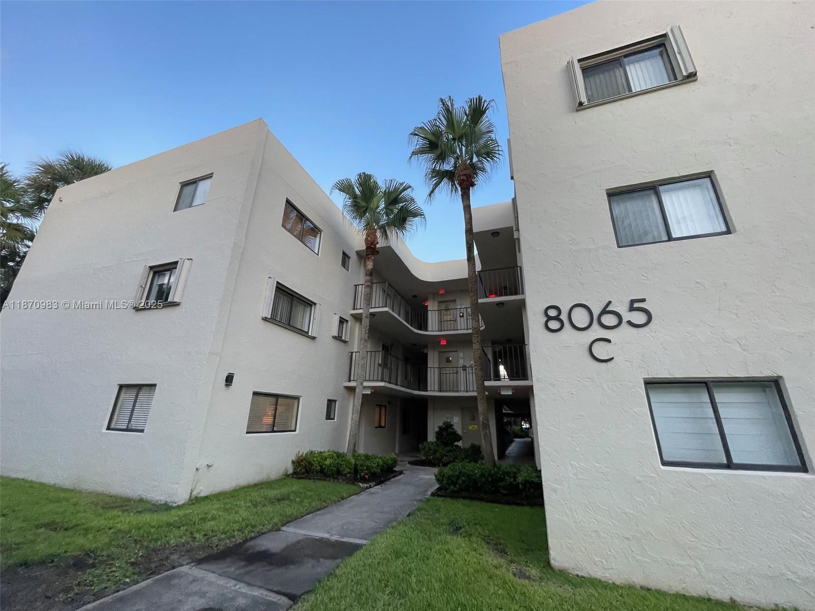 8065 SW 107th Ave #113