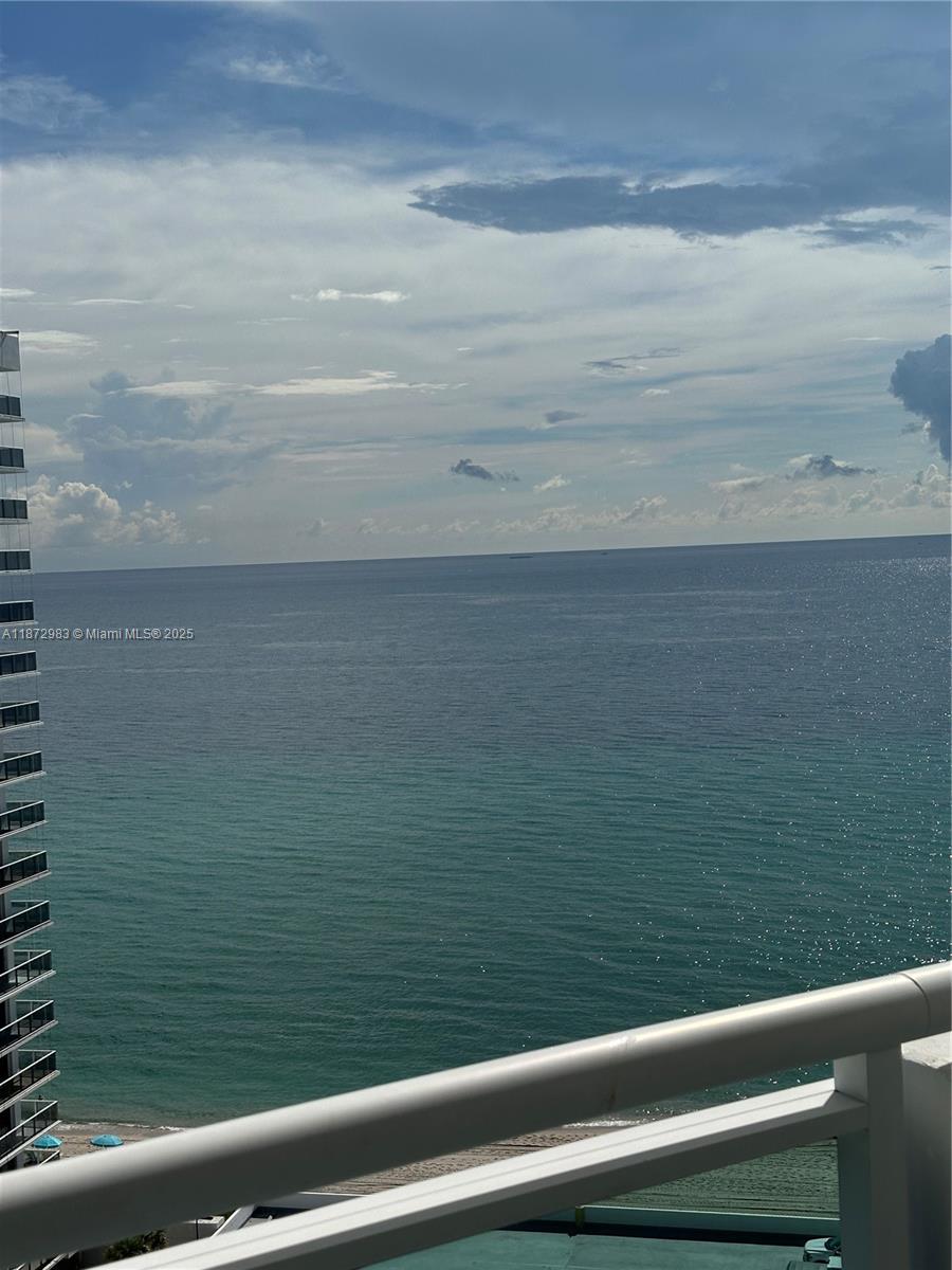3001 S Ocean Dr #1549