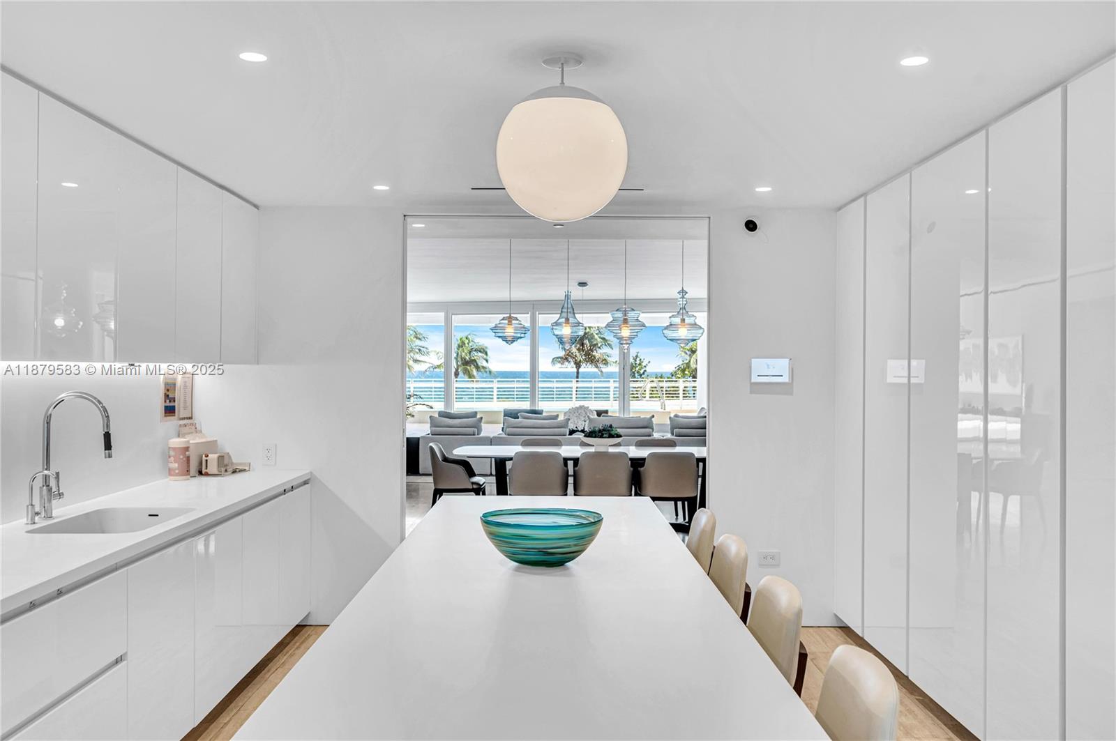 image The Surf Club18