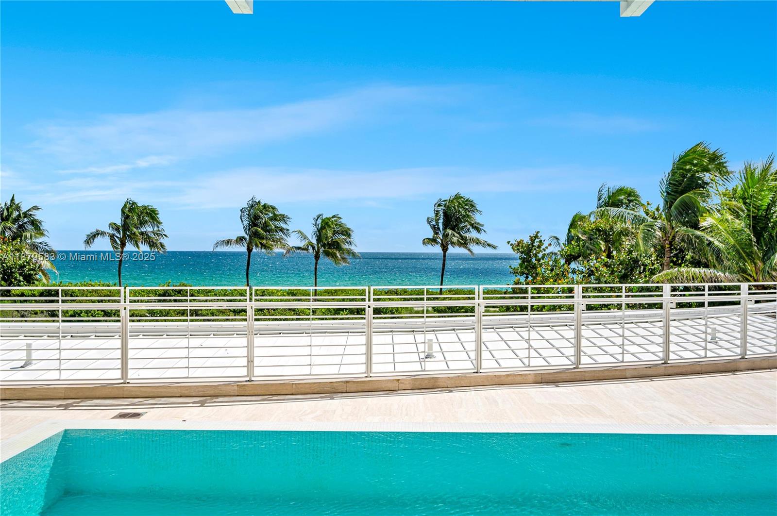 image The Surf Club1