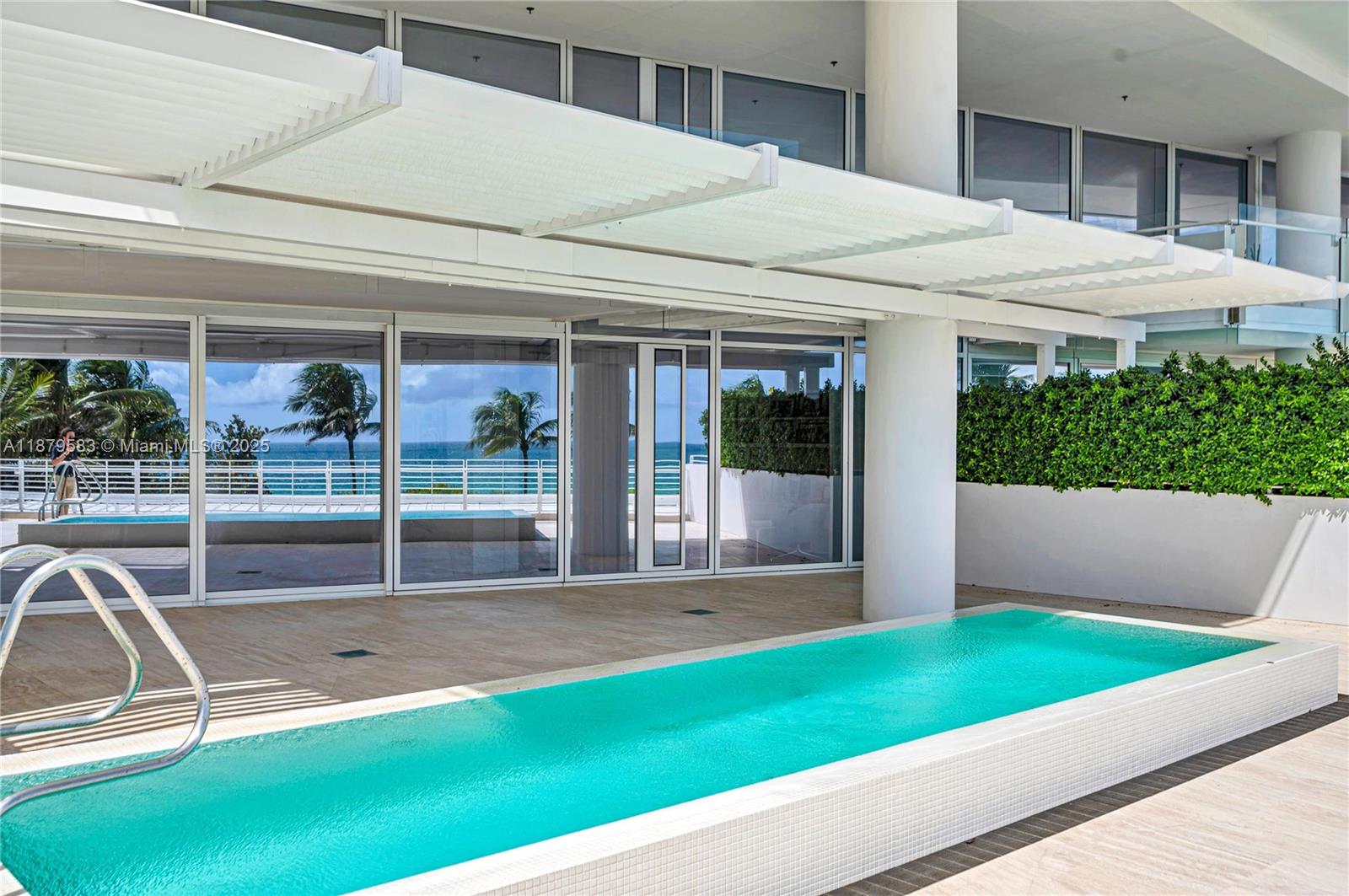 image The Surf Club4