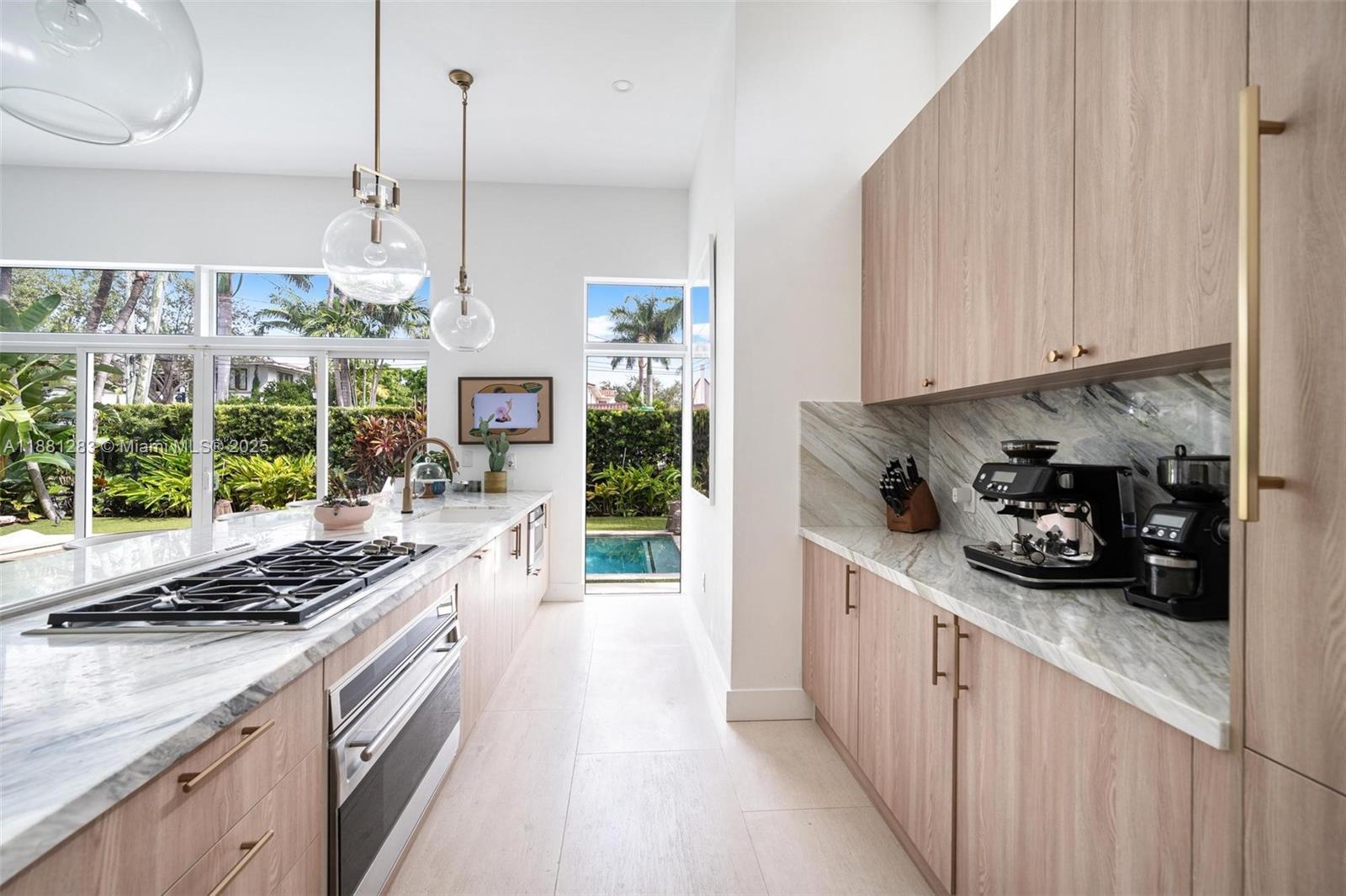 520 E Dilido Dr Miami Beach, FL 33139