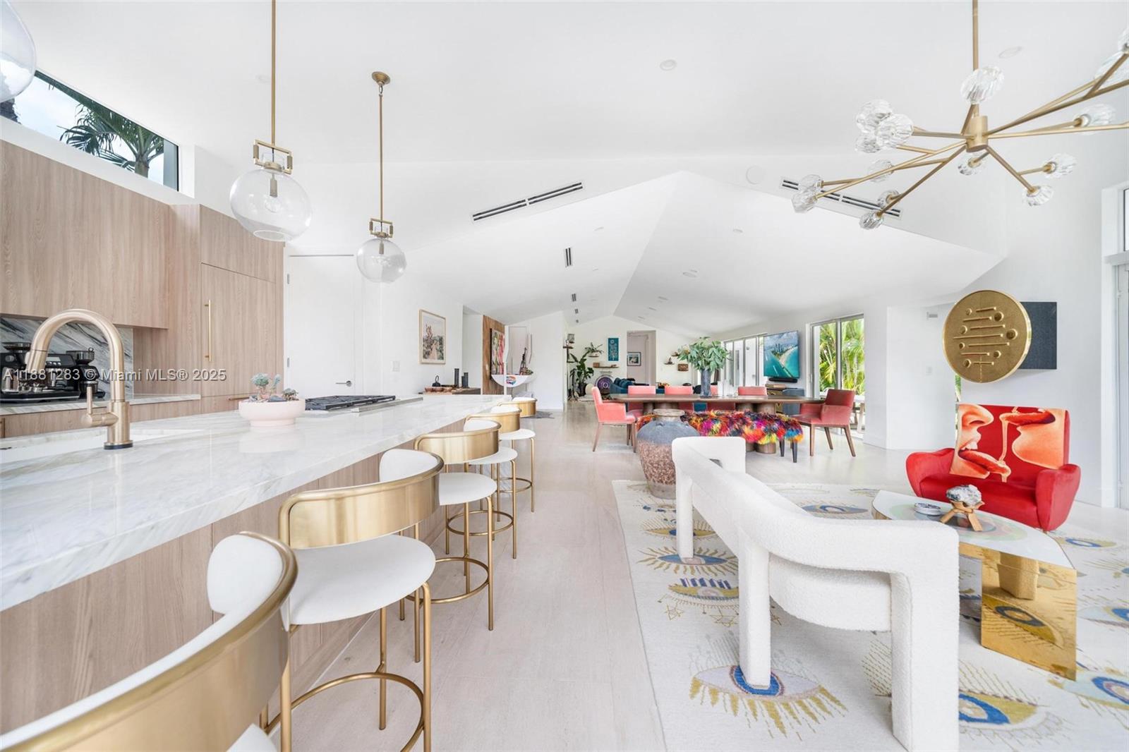 520 E Dilido Dr Miami Beach, FL 33139