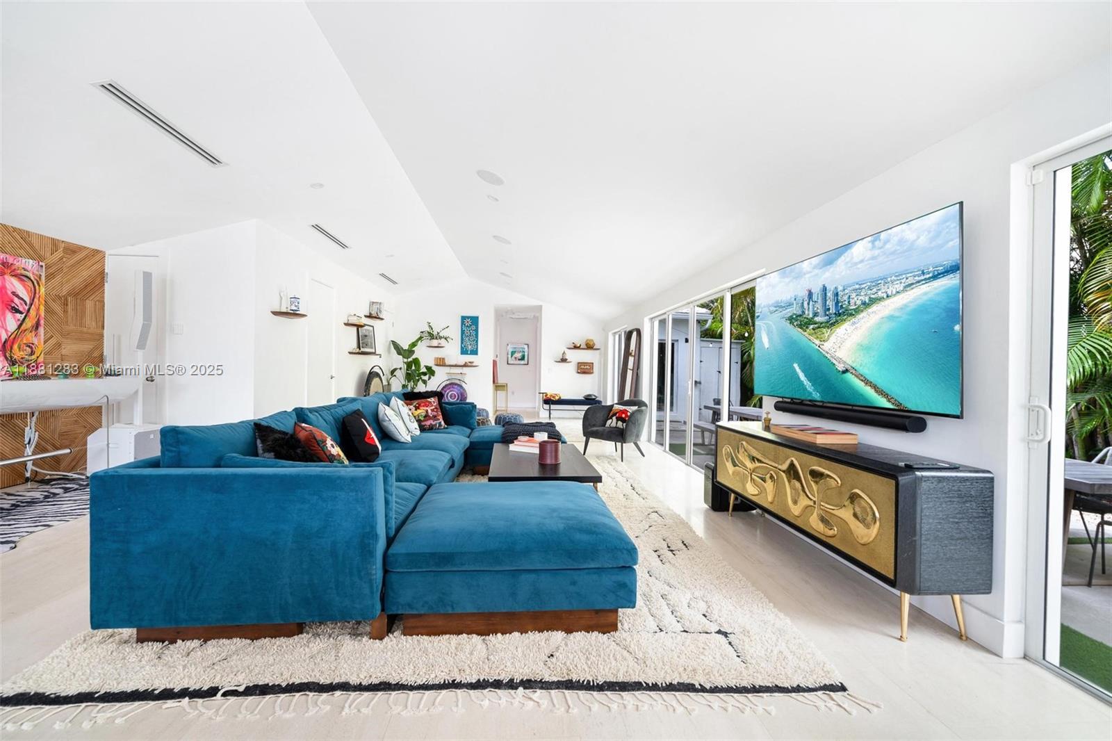 520 E Dilido Dr Miami Beach, FL 33139