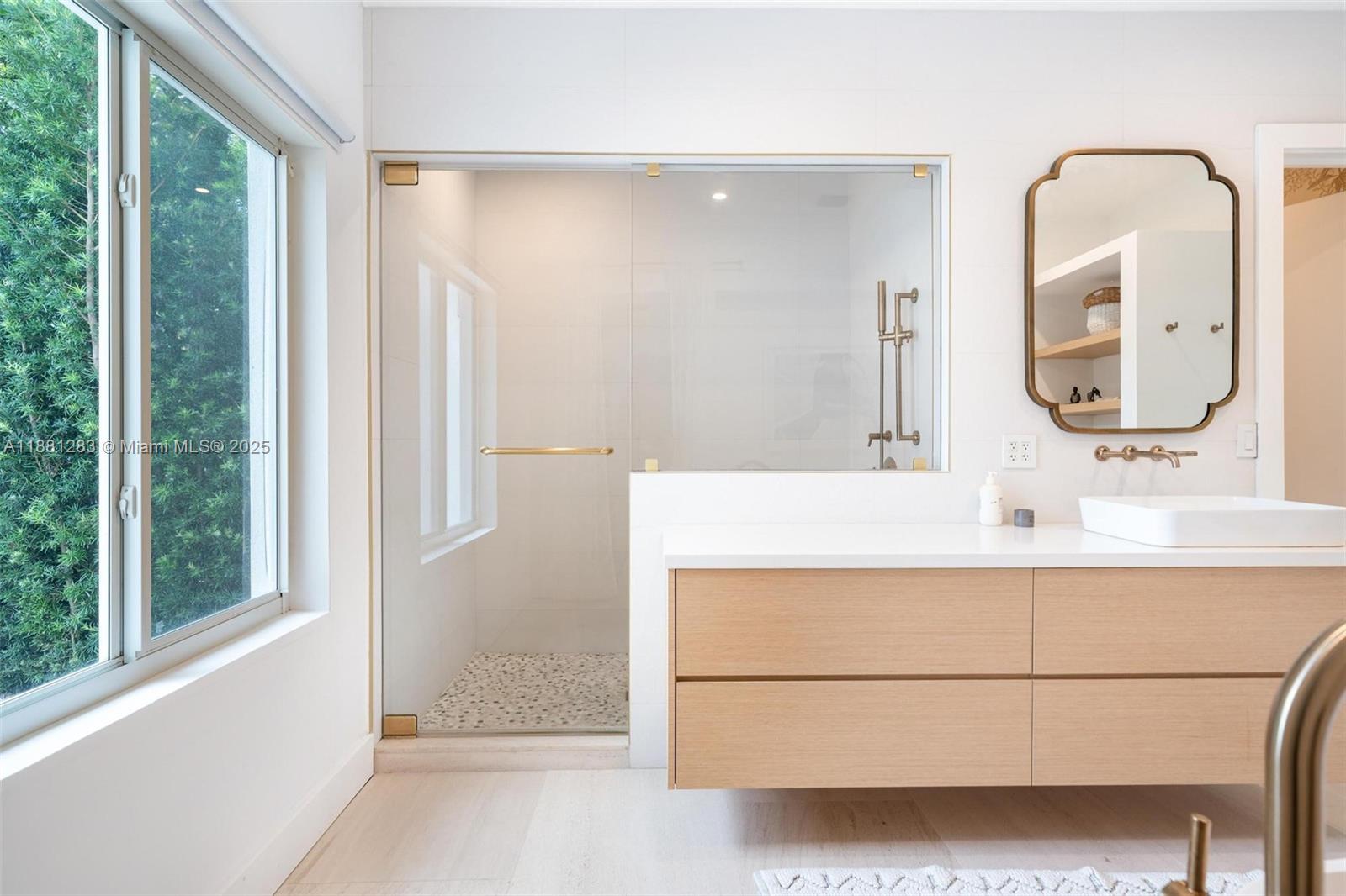 520 E Dilido Dr Miami Beach, FL 33139